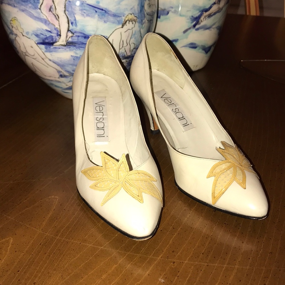 VERSANI LEATHER PUMPS